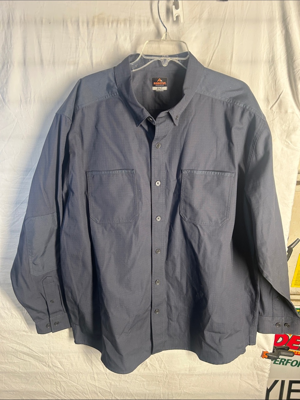 Ridgecut Men’s Navy Long-Sleeve Button-Down Shirt